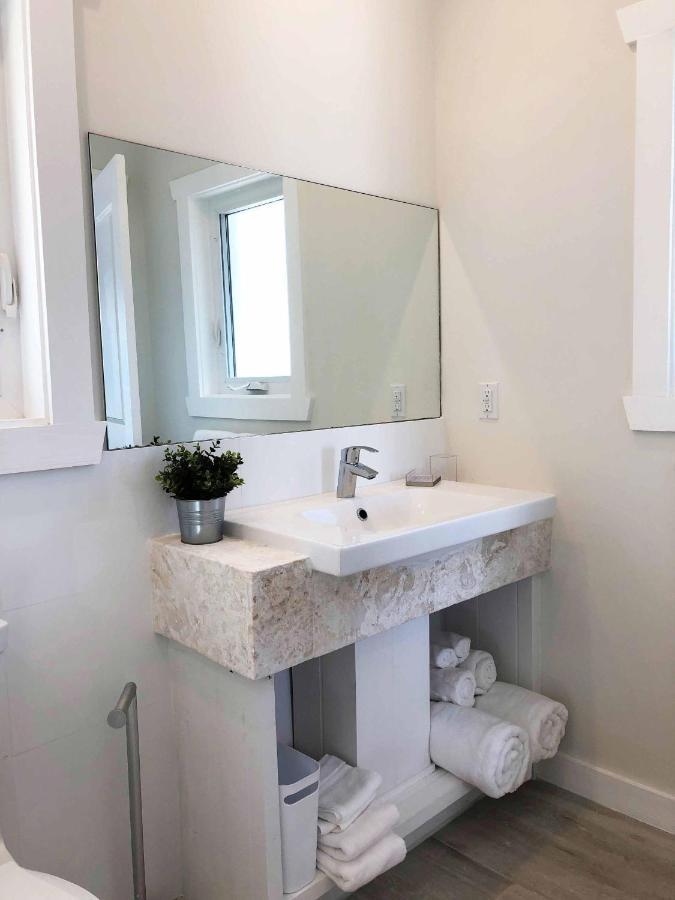 Coral Point By Eleuthera Vacation Rentals Governor S Harbour Extérieur photo